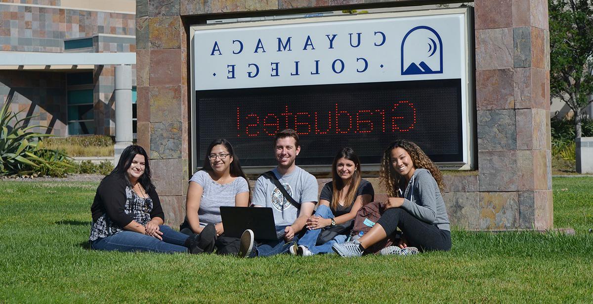 Cuyamaca College graduates